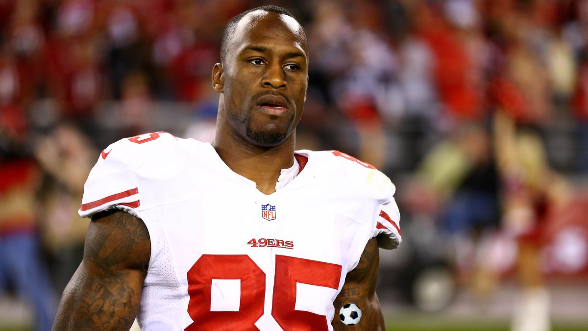 Vernon Davis Wife And Relationships With Long-Term Fiance Kayla