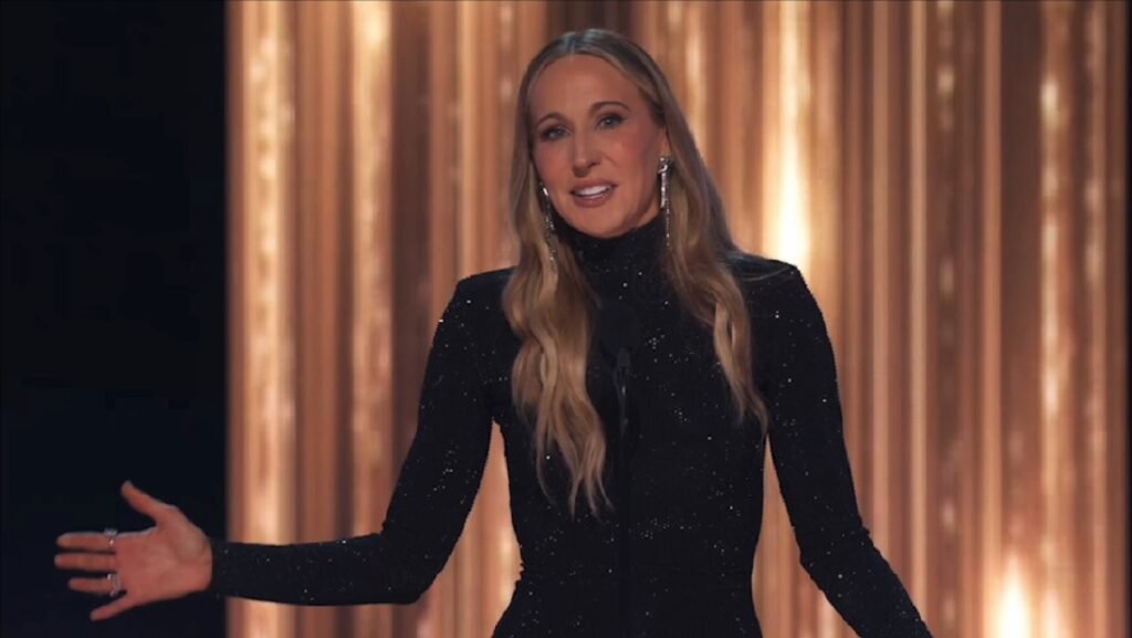 Nikki Glaser Admitted To Getting Plastic Surgery Ahead of Tom Brady ...